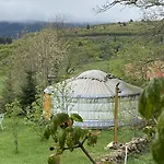 Eco Yourte Les Airelles Luksusowy namiot Saint-Anthème