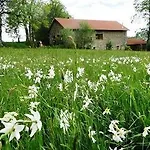 Eco Yourte Les Airelles 4* Saint-Anthème