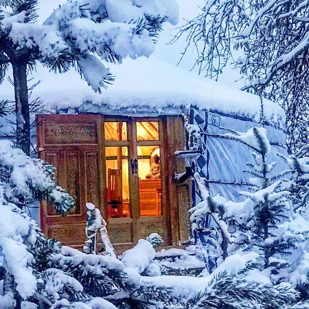 Luxury tent Eco Yourte Les Airelles Saint-Antheme