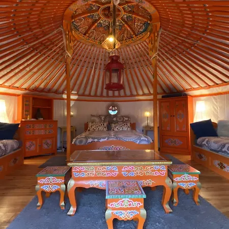 Campo de lujo Eco Yourte Les Airelles 4*