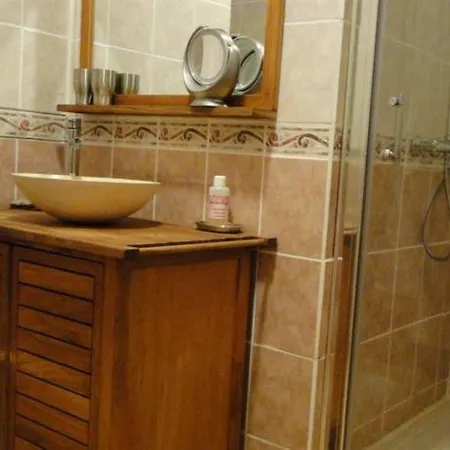 Eco Yourte Les Airelles Saint-Anthème