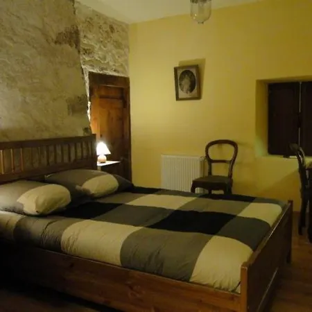 Eco Yourte Les Airelles 럭셔리텐트 Saint-Anthème